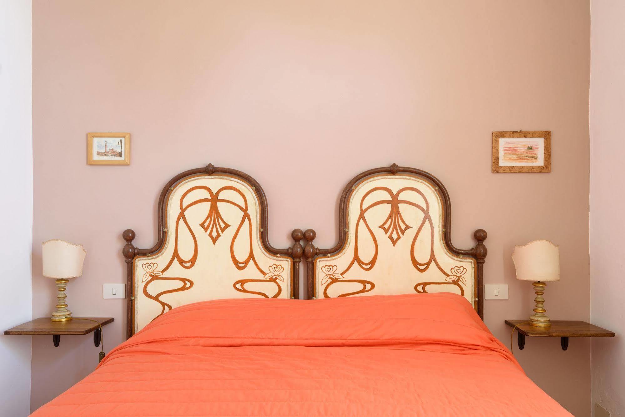 Casa Di Osio - Porta Romana Couette-café Sienne