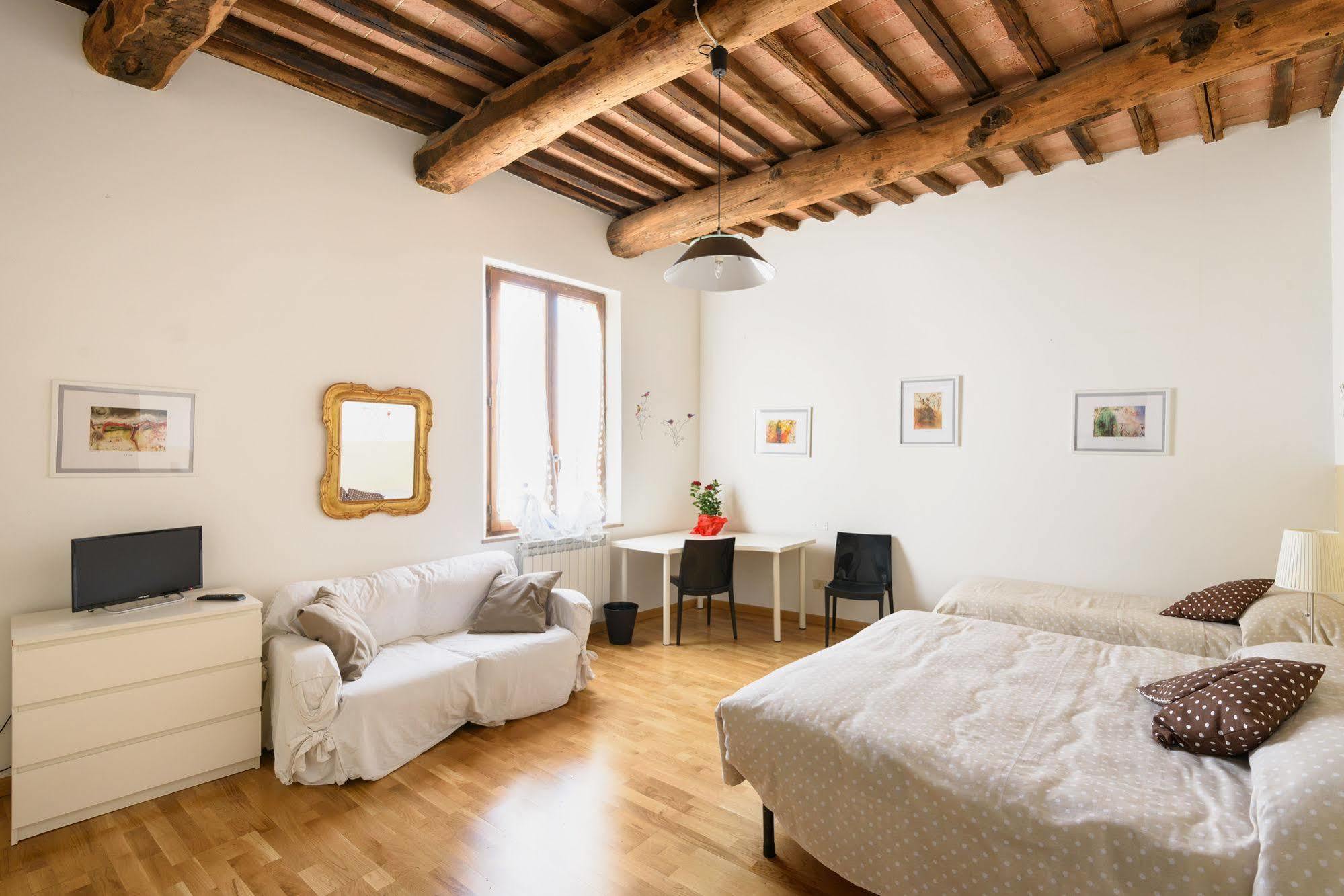 Casa Di Osio - Porta Romana 3* Sienne